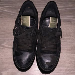 Valentino black